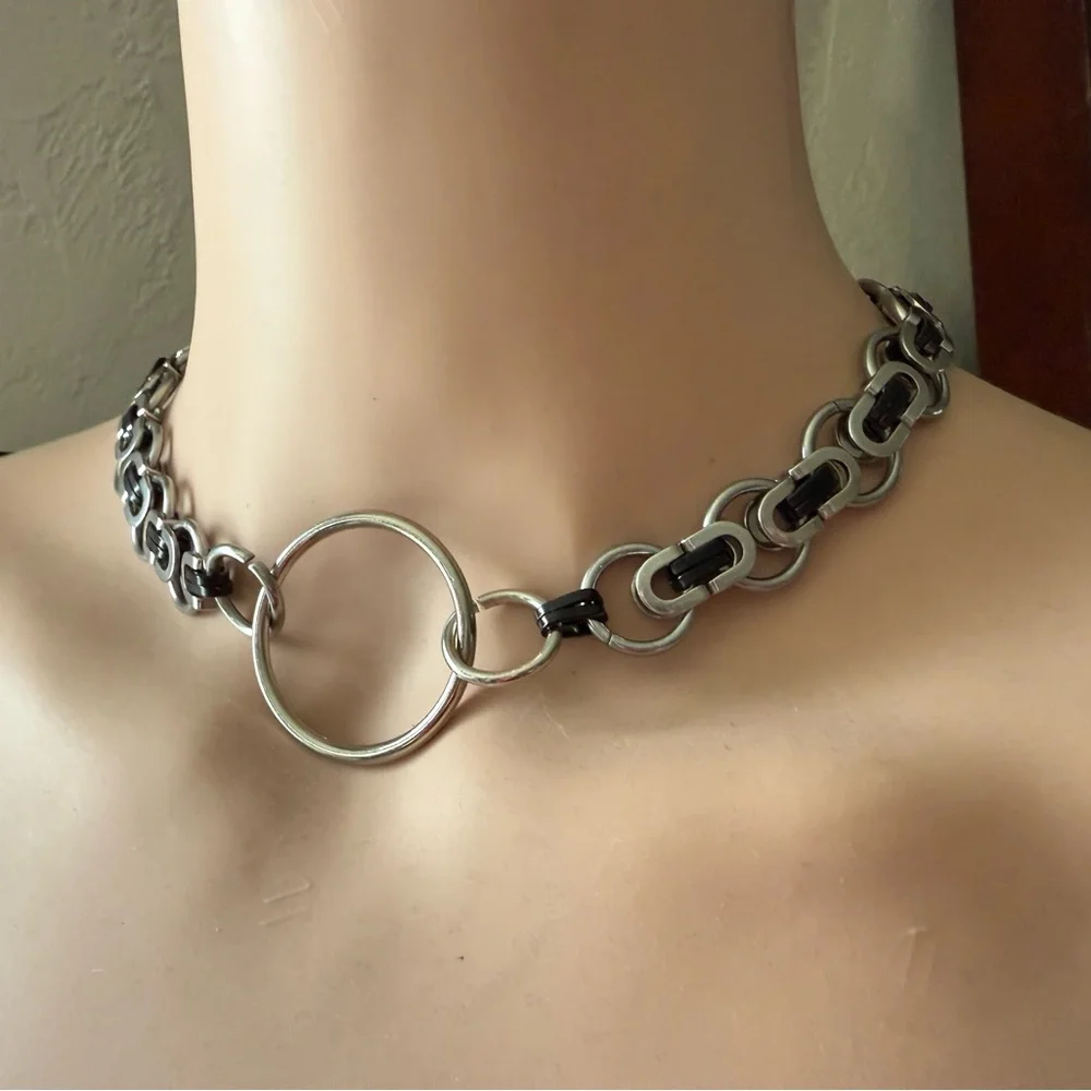 Gods of Enthru Black and Silver Choker